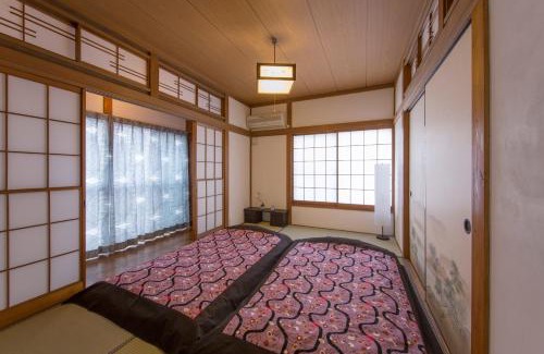 Toshima House | Stylish Sheena to Ippei: Top Rated with Breakfast Included