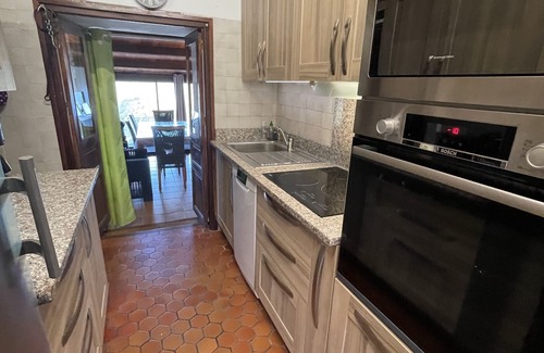 Sartene Cottage | Family-Friendly Retreat at Sheepfold on 200 Hectares
