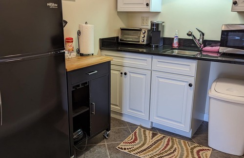 Edgecomb Apartment | Oceanfront Serenity at Sheepscot Harbour Studio #205