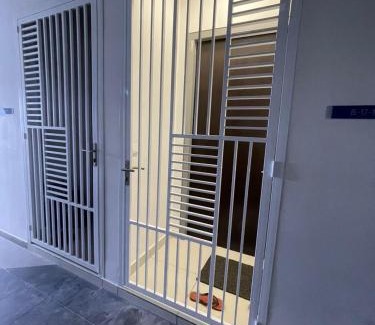 Kampung Bukit Dukong Apartment | Cozy Sheera Islamic Homestay with Pool & Ocean View