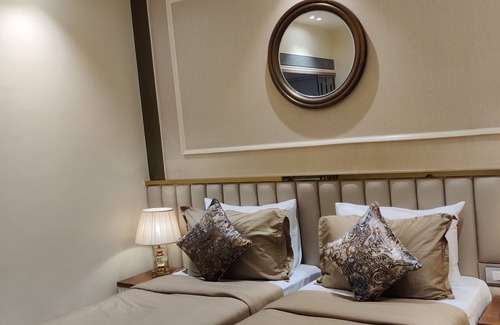 Malad West Hotel | Convenient Stay at Sheetal Residency with Family-Friendly Amenities