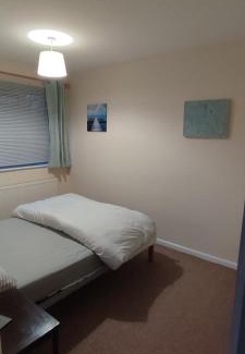 Sheffield House | Guest Rated: 9.8 at Sheffield Meadowhall with Free Parking