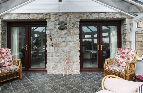 Penryn Cottage | Pet-Friendly Sheila's Cottage with Cozy Open Fire in Penryn