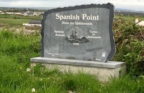 Spanish Point House | Oceanfront Retreat: Sheila's View in Spanish Point, Clare