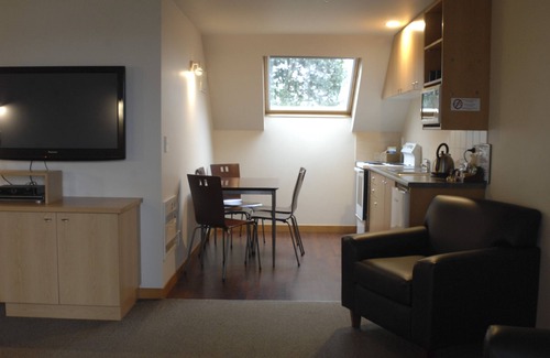Invercargill Hotel | Experience Shelby Motor Lodge: Family-Friendly Comfort Awaits