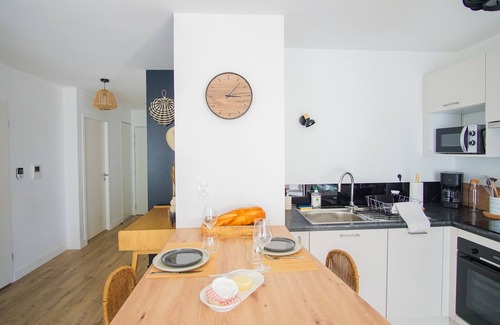 Concarneau Apartment | Discover SHELBY T2: Pet-Friendly Haven with Terrace & Parking