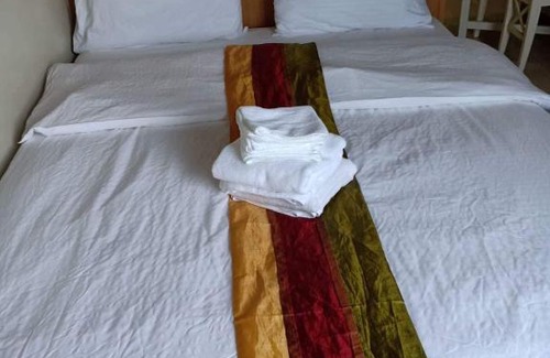 Barangay 76 Apartment | Family-Friendly Shell Residence Resort Staycation at MOA