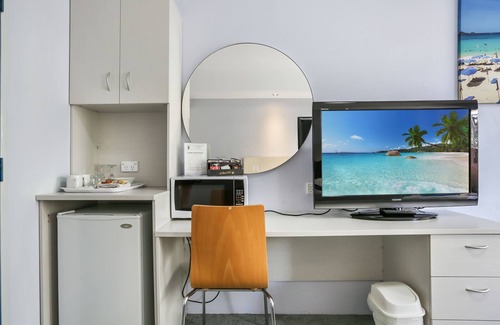 Shellharbour Hotel | Experience Shellharbour Village Motel with Ocean Views & Spa