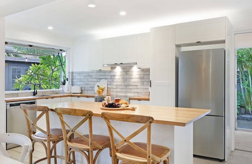 Shoalhaven Heads House | Shellhaven: Enjoy Ocean Views Just Steps from Shoalhaven Beach