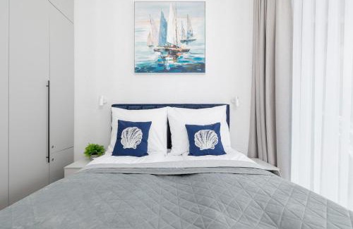 Trzebiatow Apartment | Idyllic Shellter Apartments Villas with Private Beach Access
