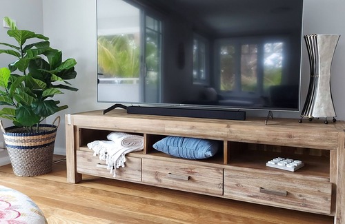 Bateau Bay House | Coastal Retreat at Shelly Beach Horizon - Oceanfront Escape