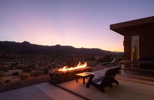 Joshua Tree House | Pet-Friendly Shelter 2: Top-Rated Stay at Joshua Tree
