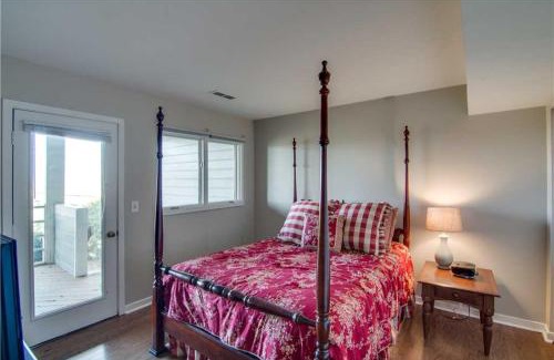 Seabrook Island Villa | Relaxing Retreat at Shelter Cove 1722 with Private Pool