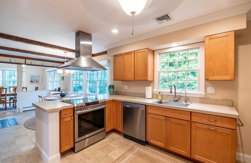 Shelter Island Heights House | Water View Retreat: 3-Bedroom Haven on Shelter Island