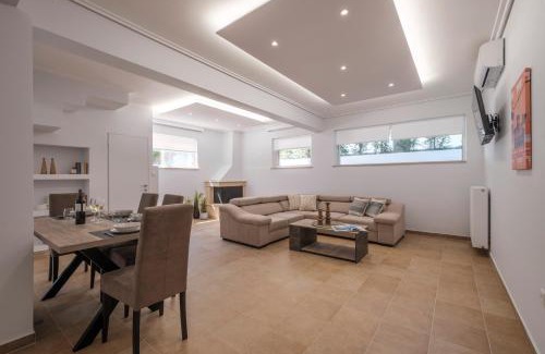 Asini Apartment | Exceptional Shemesh Residence with Oceanfront Views