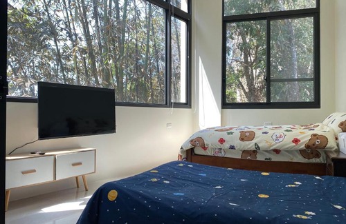 Lugu House | Welcoming Shen-Lu-Ju BnB: Ideal for Families and Relaxation