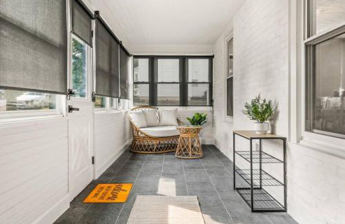 Shenandoah House | Shenandoah Serenity - Modern Farmhouse Retreat