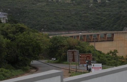 Jozini House | Shengelezi Guest House