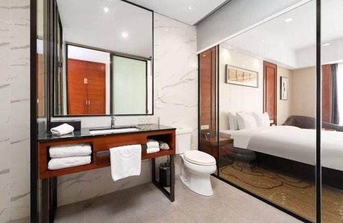 Shajing Hotel | Family-Friendly Stay at Shenzhen Kaijia Hotel with Pool