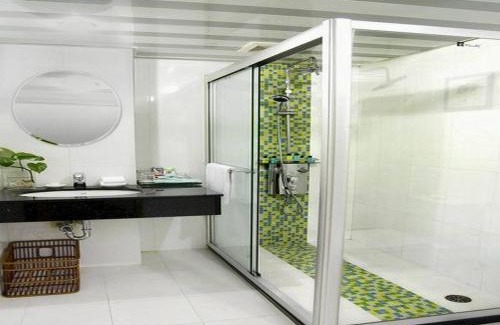 Luohu Hotel | Comfortable Stay at Shenzhen Kaili Hotel Near Guomao Mall
