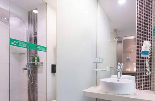 Fuyong Hotel | Shenzhen New Oriental Landscape Hotel