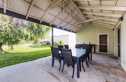 Ledge Point House | Cozy Beachside Retreat with Child-Friendly Amenities
