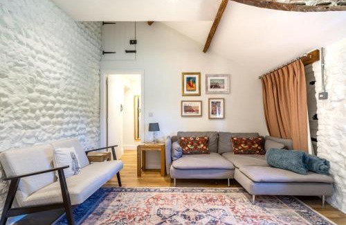 East Runton House | Welcome to Shepherd Cottage: Family-Friendly Getaway
