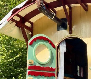 Vojnic Other | Eco-Friendly Shepherd's Hut in Nature with Great Amenities