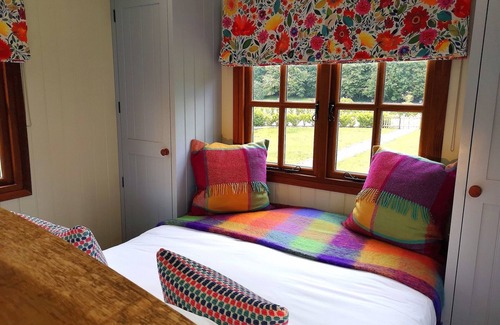 Llantarnam Hotel | Relaxing Retreat at Shepherd's Hut - Parkway Hotel & Spa