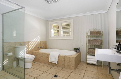 Bowral House | Shepherd's Lea - Guest Rated 9.6 with Family-Friendly Amenities