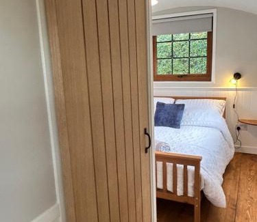 Newark House | Shepherd's Retreat