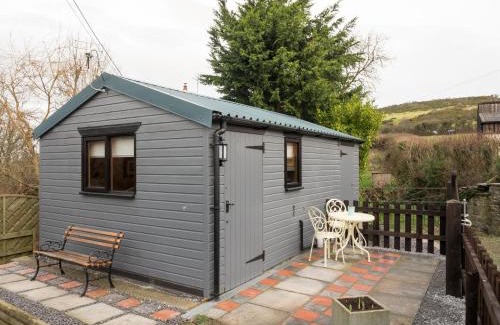 Llangranog House | Discover Shepherds Rest Llangrannog - Pet Friendly Retreat