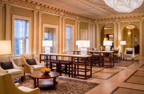 West Cambridge Hotel | Comfort and Quality at Sheraton Commander Hotel