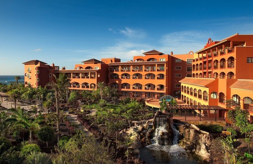 Caleta de Fuste Hotel | Elegant Sheraton Fuerteventura Beach Resort with Spa & Golf
