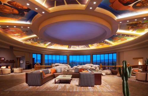 Chandler Resort | Experience the Sheraton Grand at Wild Horse Pass Resort