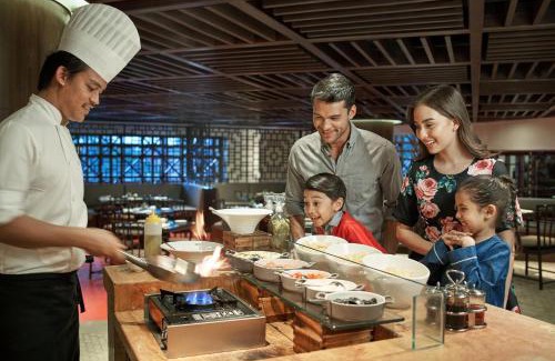 Kuala Lumpur City Centre Hotel | Discover Sheraton Imperial Kuala Lumpur Hotel: 5-Star Comfort