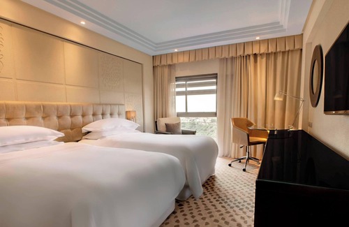 Ikeja Hotel | Elegant Escape at Sheraton Lagos Hotel with Pool & Dining