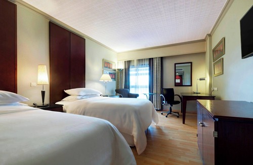 Ikeja Hotel | Elegant Escape at Sheraton Lagos Hotel with Pool & Dining