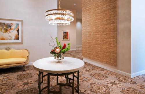 McKinney Hotel | Discover Sheraton McKinney: Pet-Friendly Retreat with Pool
