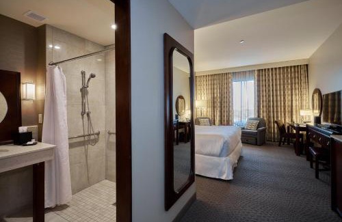 Mesa Grande Hotel | Discover Sheraton Mesa Hotel: Pet-Friendly & Oceanfront