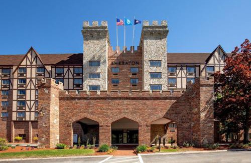 Nashua Hotel | Experience Sheraton Nashua: Oceanfront with Pool & Hot Tub