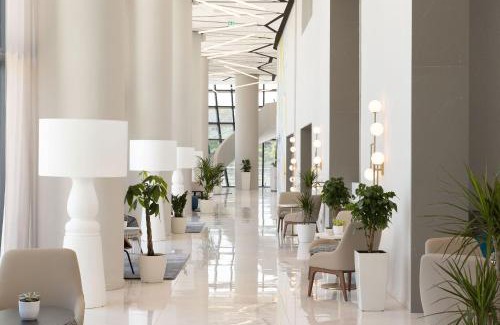 L'Arenas Hotel | Experience Comfort at Sheraton Nice Airport with Ocean Views
