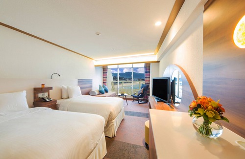 Fuchaku Hotel | Unforgettable Stay at Sheraton OKINAWA SUNMARINA RESORT