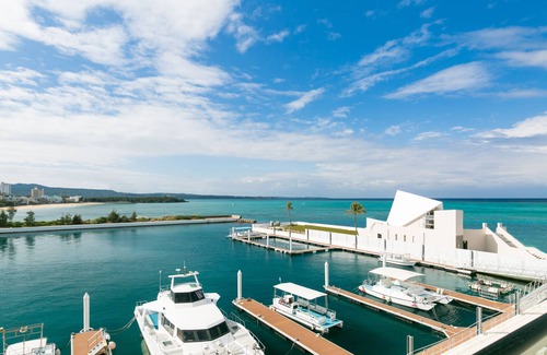 Fuchaku Hotel | Unforgettable Stay at Sheraton OKINAWA SUNMARINA RESORT