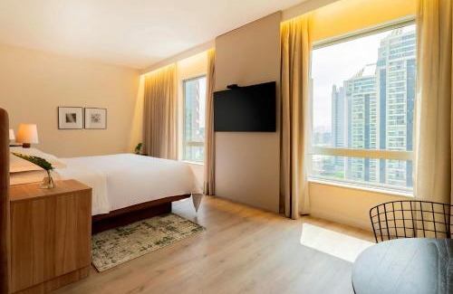 Brooklin Novo Hotel | Pet-Friendly Sheraton São Paulo WTC Hotel with Ocean Views
