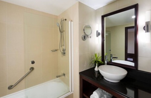 Mulifanua Resort | Discover the Sheraton Samoa Beach Resort with Ocean Views