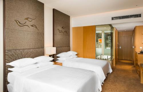 Fushan Resort | Experience Relaxation at Sheraton Yantai Golden Beach Resort