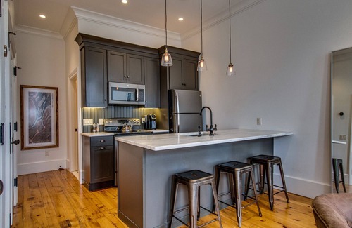 Penn Yan Apartment | Top-Rated Sheridan House Studio with Kitchen & Breakfast