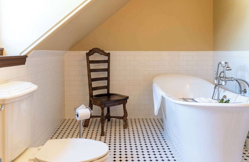 Sheridan Hotel | Discover Sheridan Inn: Spa Retreat with Breakfast Included
