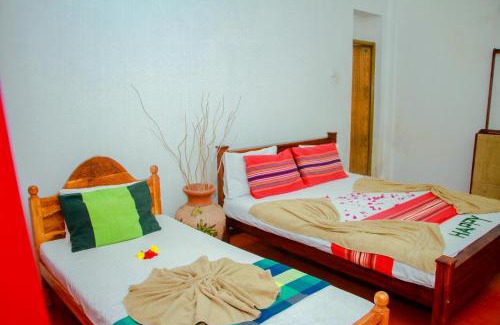 Matale Hotel | Sheriton Ray Residency: Ideal for Families with Breakfast Included